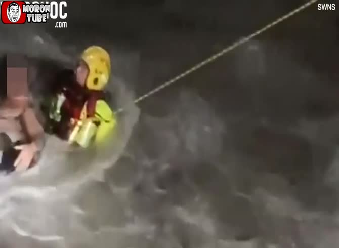 Video :A swimmer who was unable to return to shore due to dangerous surf is saved